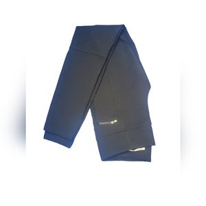 Zara woman Slim fit medium rise pants